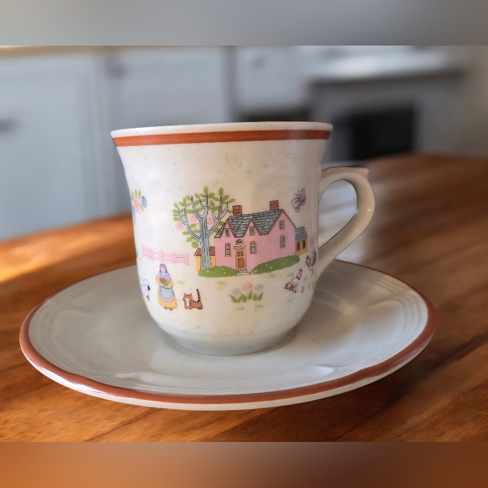 Set Of 4 Country House Japan Mugs With Saucers